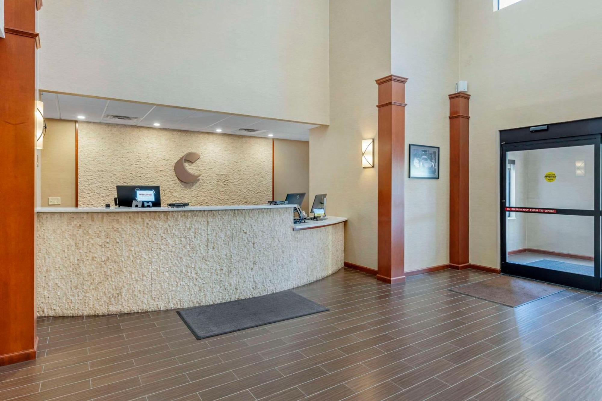 Comfort Suites West Indianapolis - Brownsburg Exterior foto