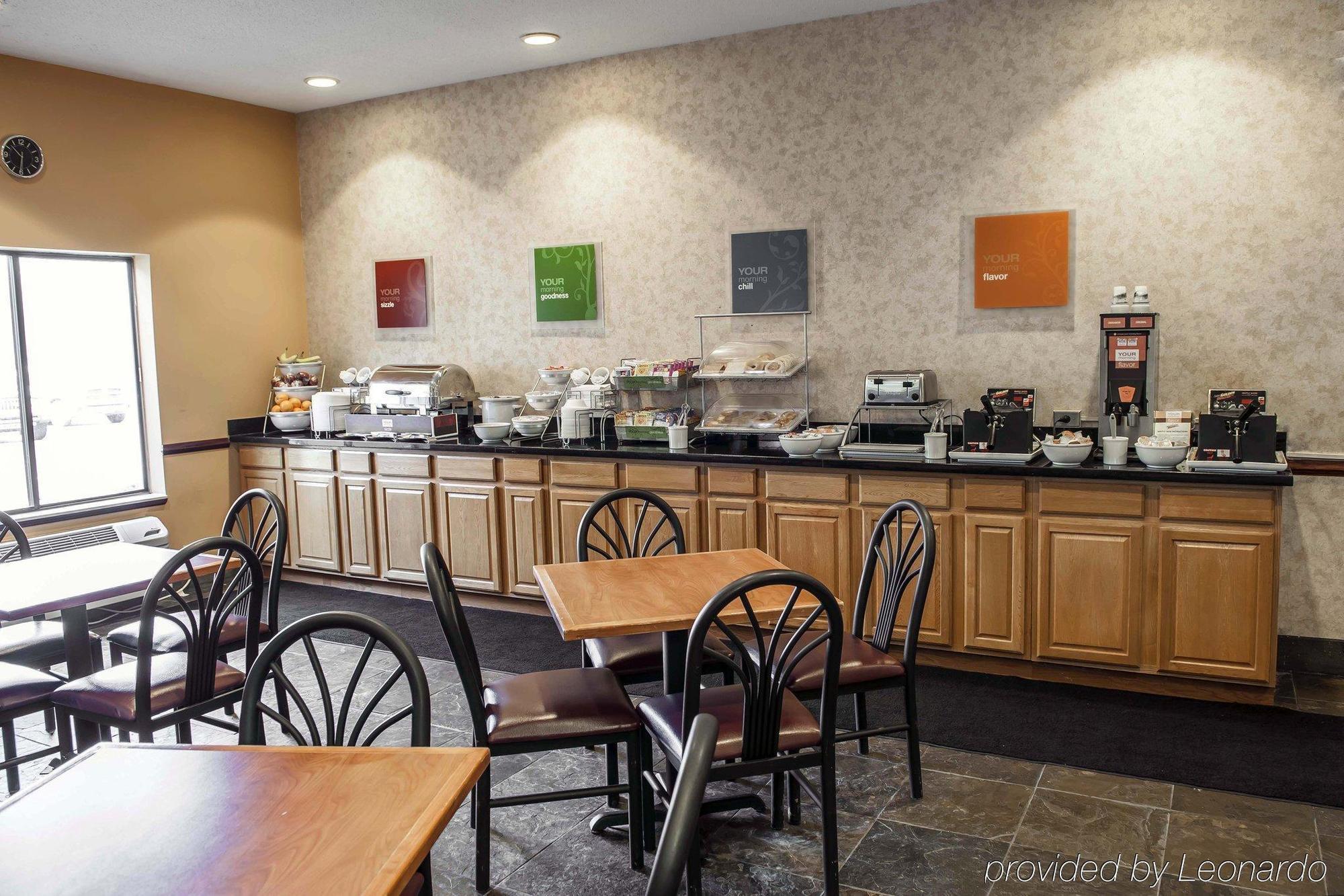Comfort Suites West Indianapolis - Brownsburg Exterior foto